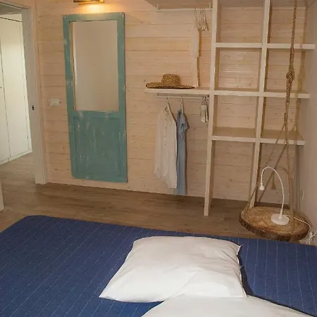 Marina Ponente 4*